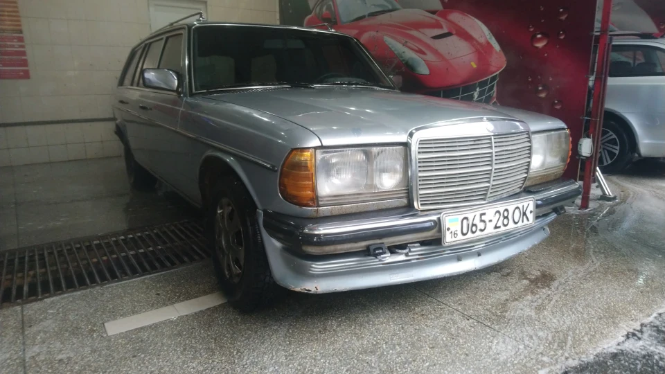 Mercedes-Benz W123 3.0 турбо дизель 2