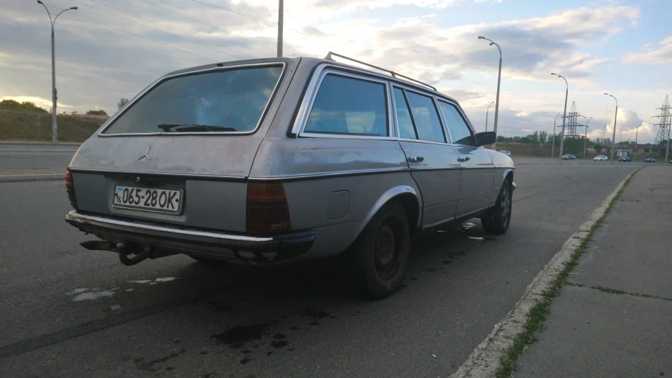 Mercedes-Benz W123 3.0 турбо дизель 4