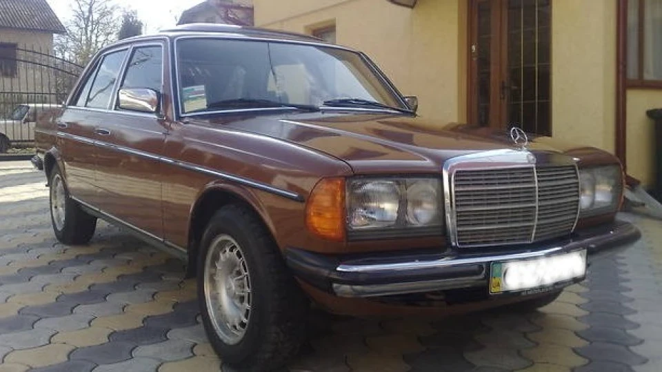 Mercedes-Benz W123 300 D ДизельОК 2