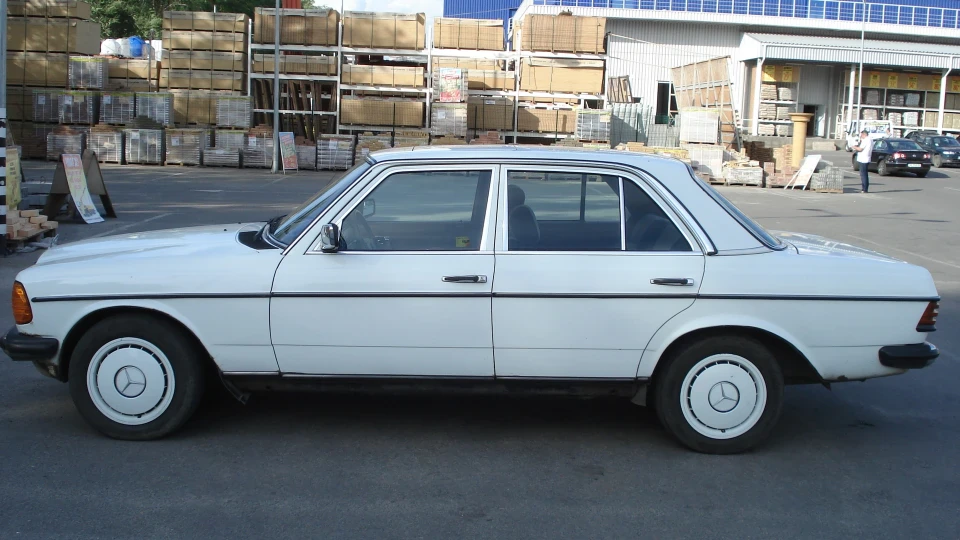 Mercedes-Benz W123 3.0D 2