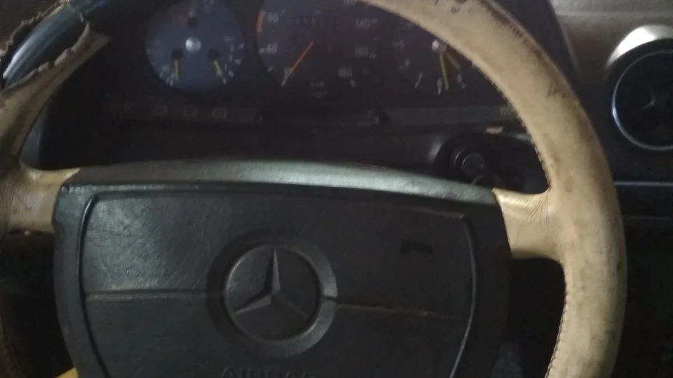 Mercedes-Benz W123 Алігатор 3