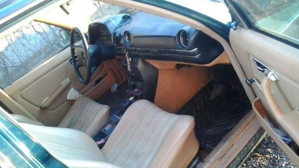 Mercedes-Benz W123 Бандитський 2