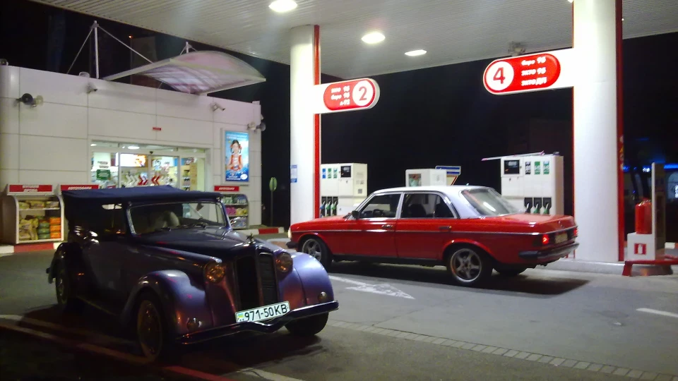 Mercedes-Benz W123 Друг 2