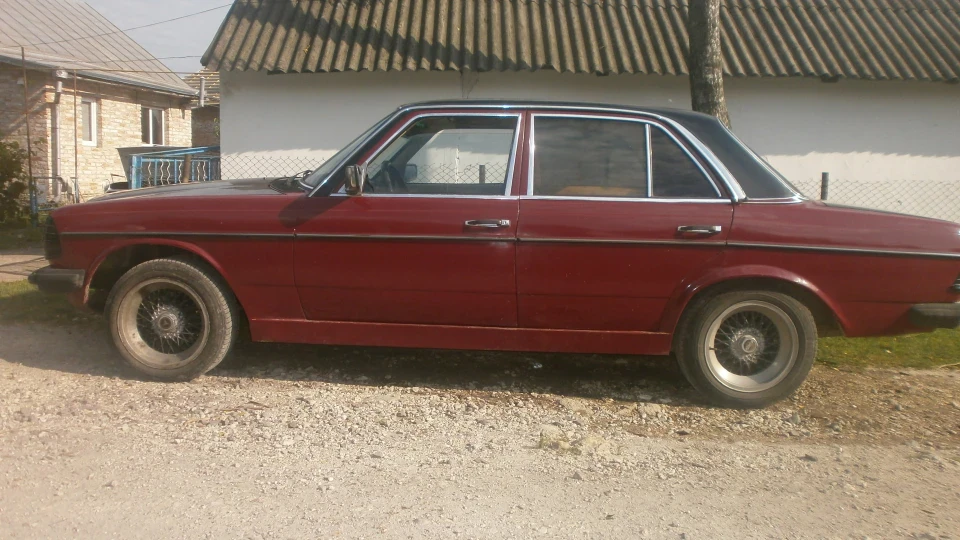 Mercedes-Benz W123 класика 2