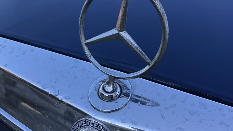 Mercedes-Benz W123 Кнур 3