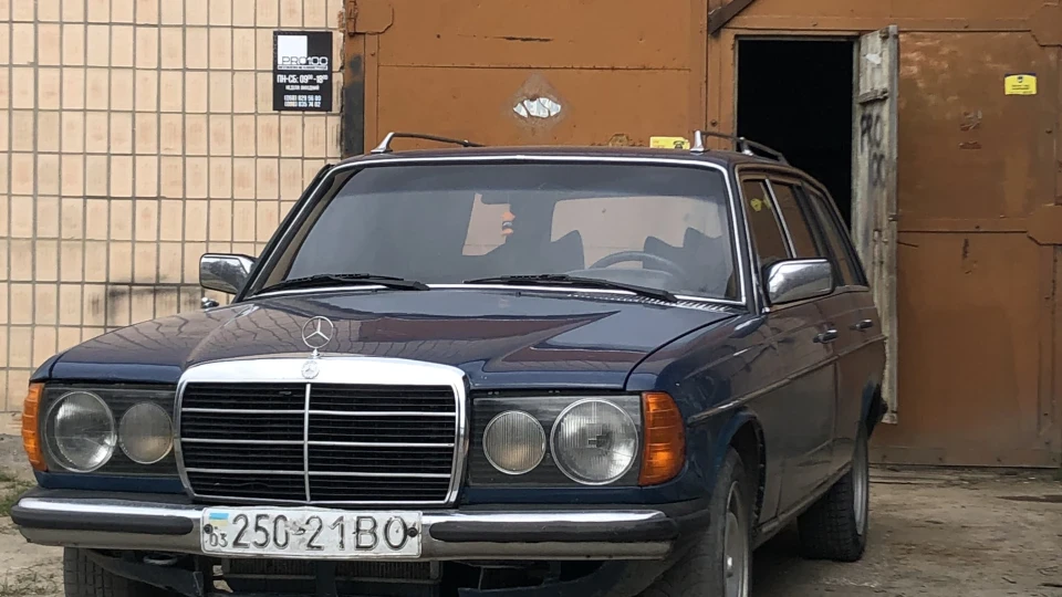 Mercedes-Benz W123 Кнур 5