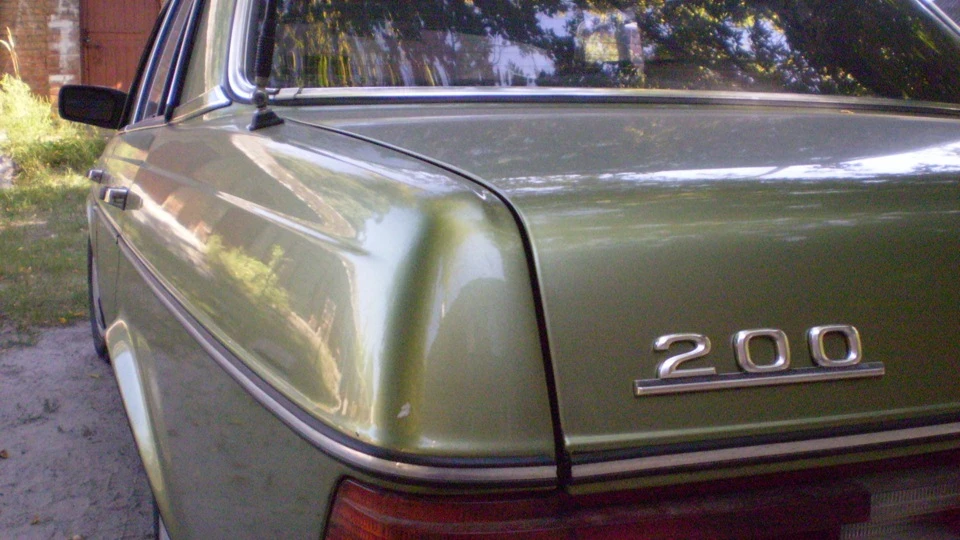 Mercedes-Benz W123 Крокодил ツ 2