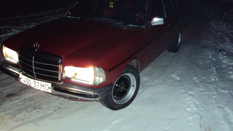 Mercedes-Benz W123 Леді 3