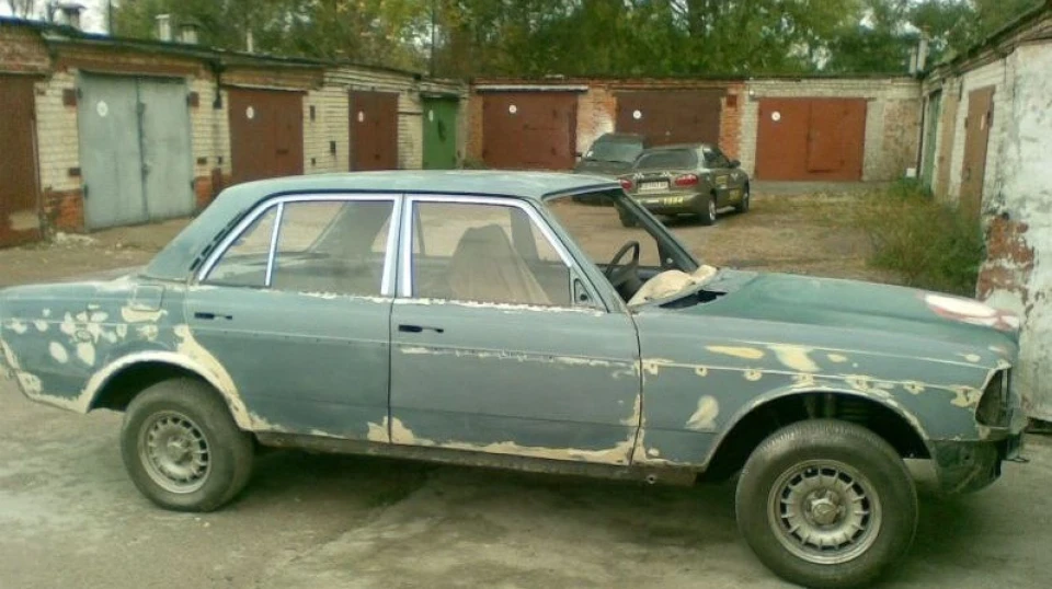 Mercedes-Benz W123 Легенда нім. автопрому 2
