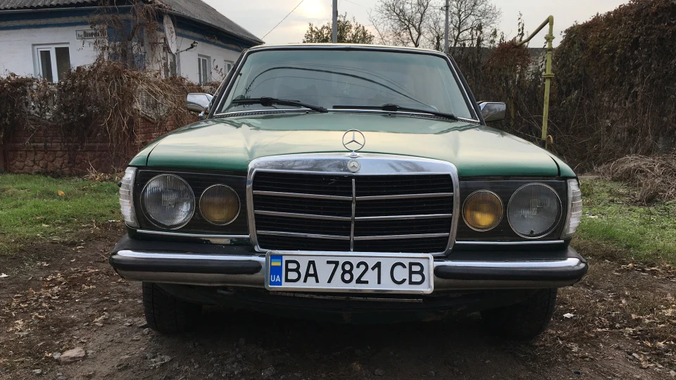 Mercedes-Benz W123 Мері