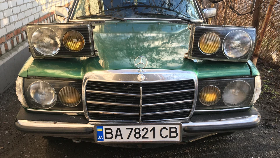 Mercedes-Benz W123 Мері 4