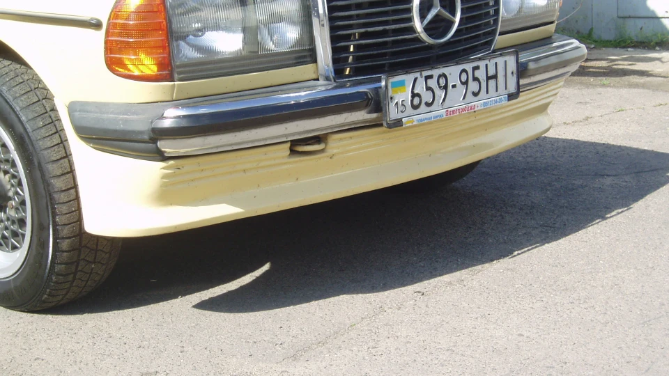 Mercedes-Benz W123 Мерін 2