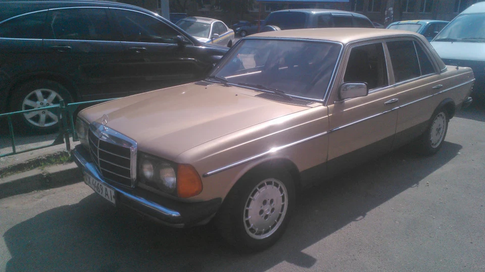 Mercedes-Benz W123 MFC ТАНК 3