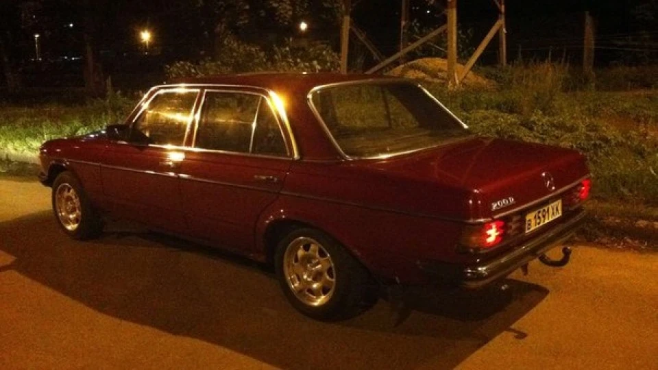 Mercedes-Benz W123 мій мурз) 5