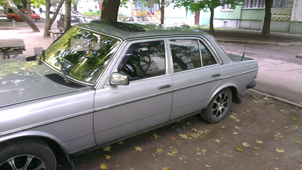 Mercedes-Benz W123 Мій Rolls Royce 2