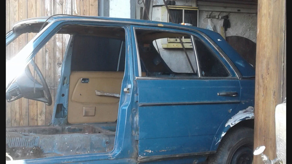 Mercedes-Benz W123 My little Franky 2