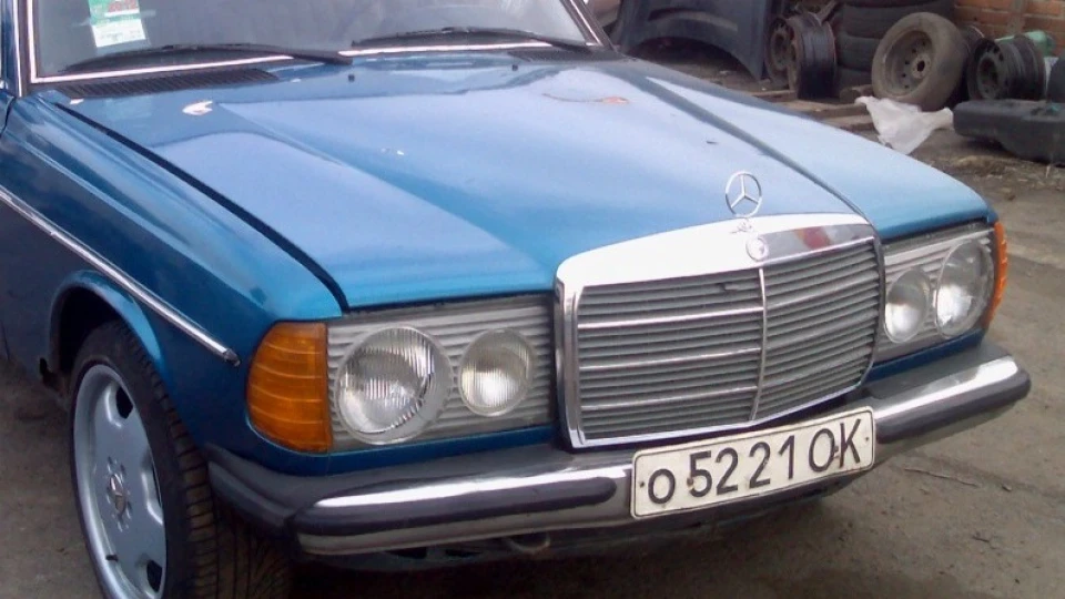 Mercedes-Benz W123 Надійніше тільки мама