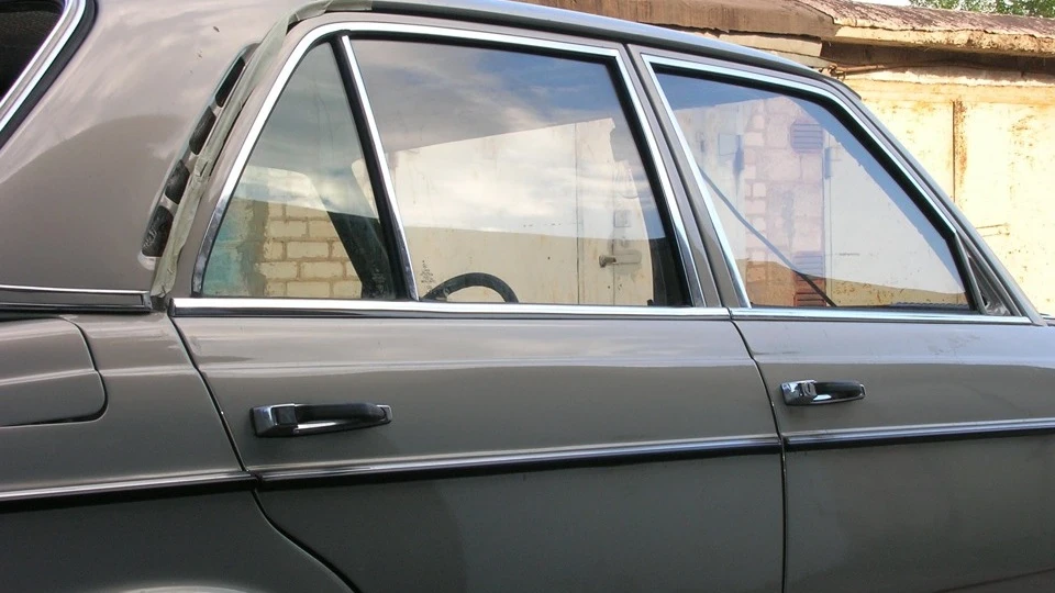 Mercedes-Benz W123 Pannacotta 4