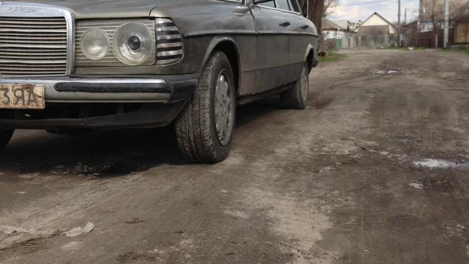 Mercedes-Benz W123 Сірий сталевий 3.0 om603 3