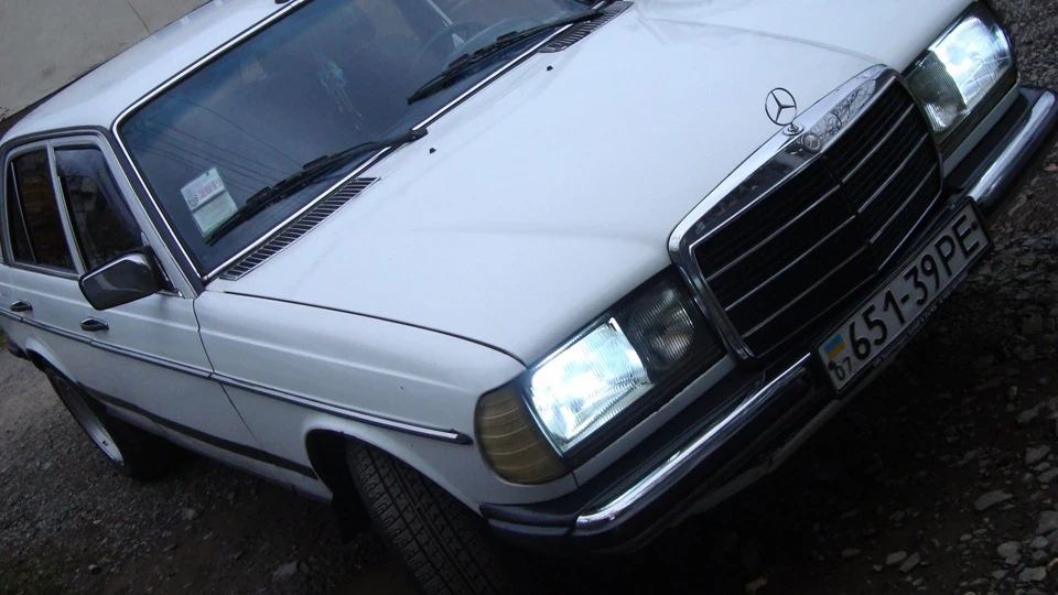 Mercedes-Benz W123 Сніжок*** 5