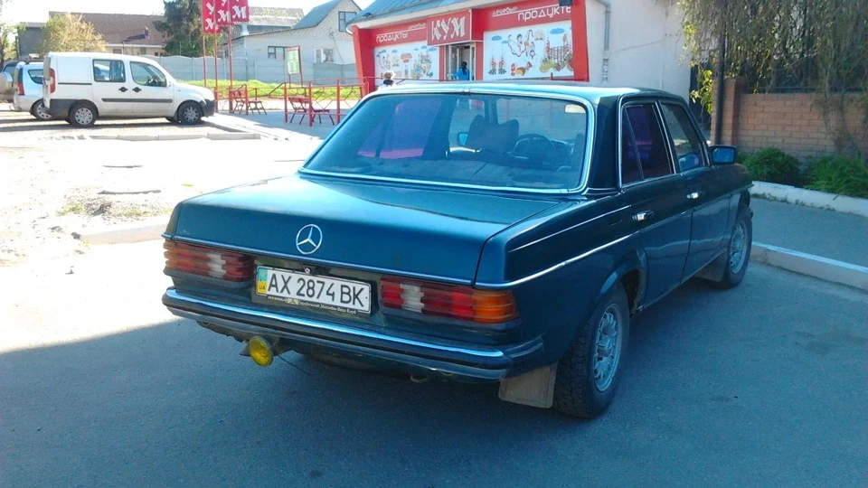 Mercedes-Benz W123 Штірлец 4