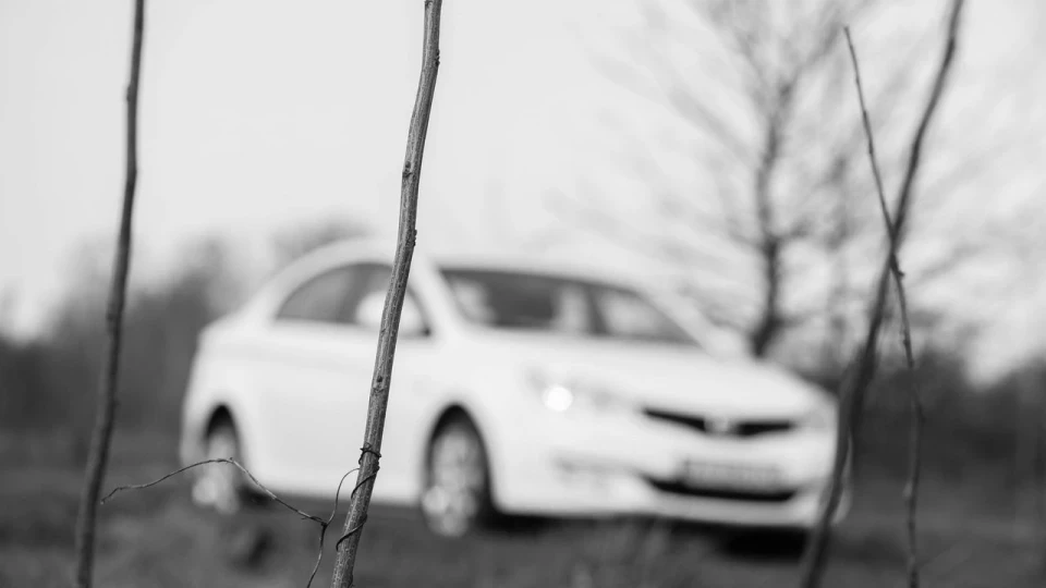 MG 350 Bianco 2