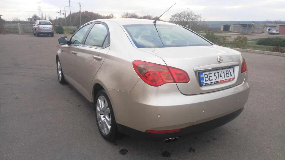 MG 550 1.8T 4
