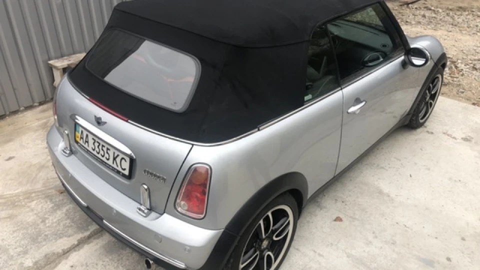 MINI Cabrio Silver