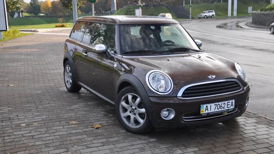 MINI Clubman Мінік 4