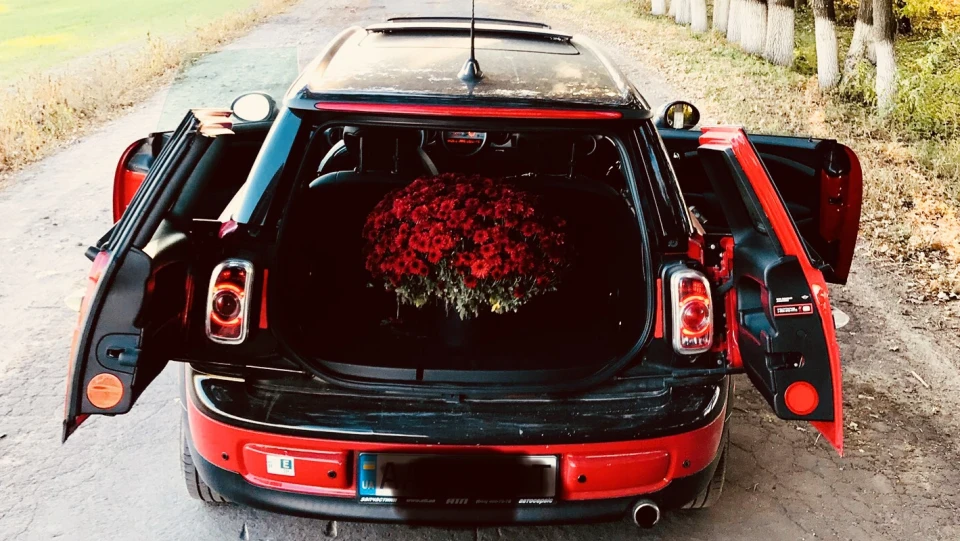 MINI Clubman Santa 2
