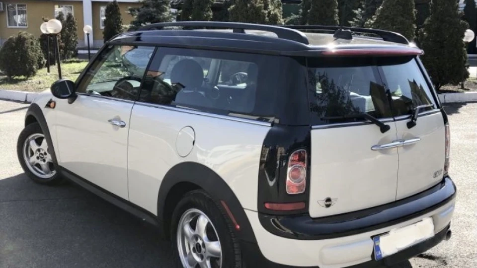 MINI Clubman White Pepper 4