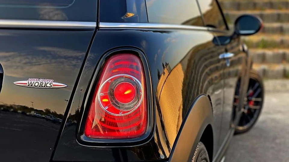 MINI Cooper S John Cooper Works 5