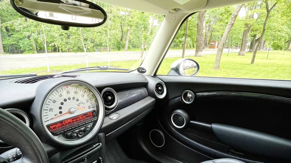 MINI Cooper S 4
