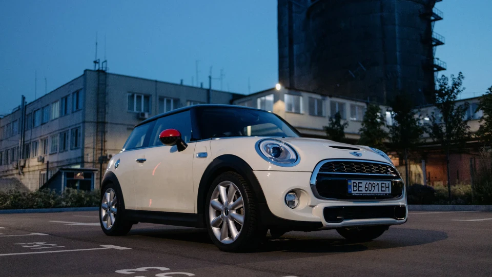 MINI Cooper S B46 5