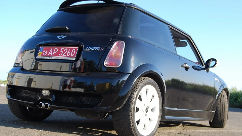 MINI Cooper S I`ll Kick your S 4