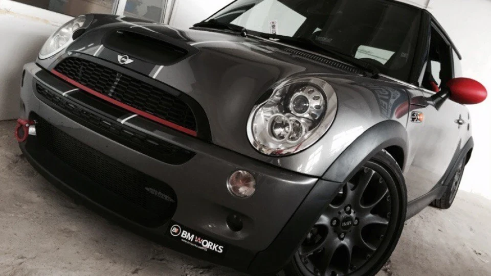 MINI Cooper S John Cooper Works 2