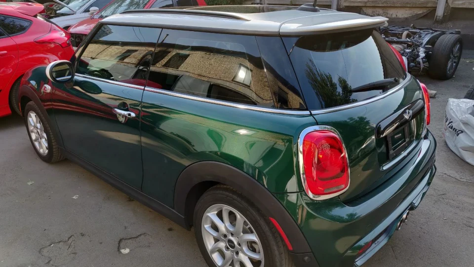 MINI Cooper S Маленький Bentley