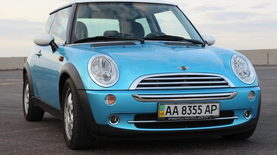 MINI Cooper Electric Demon 3