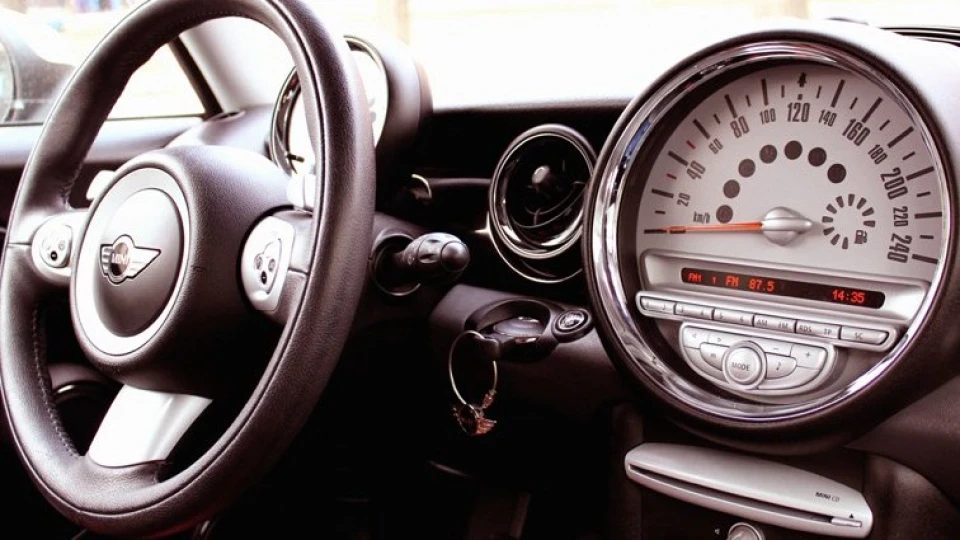 MINI Cooper Englishman 3