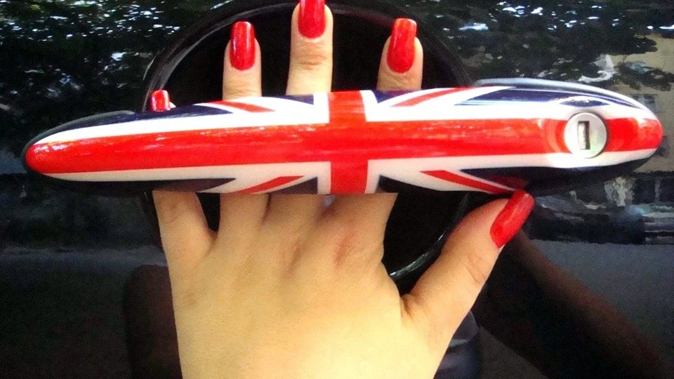 MINI Cooper Englishman 4