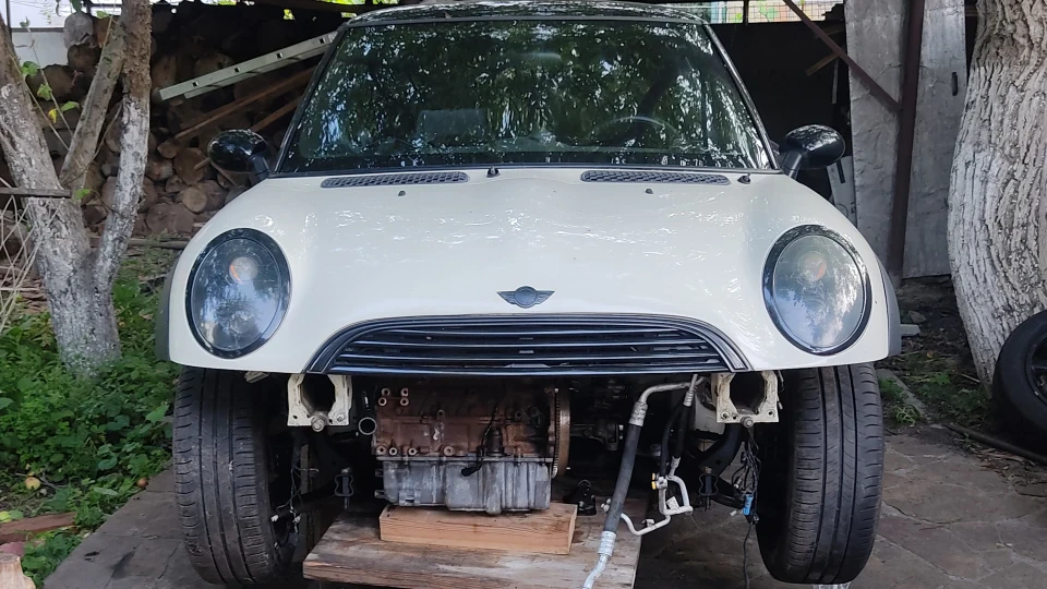 MINI Cooper pepper white&piano black 4