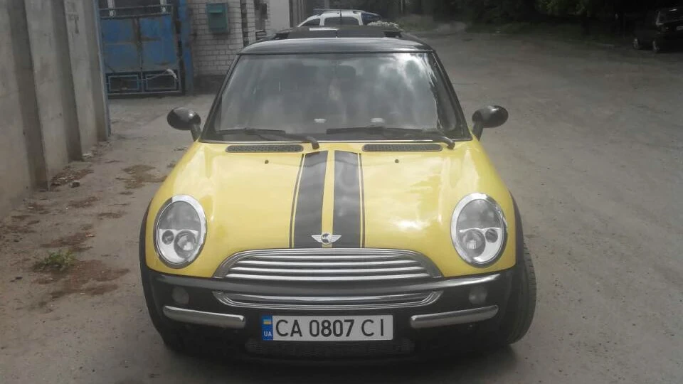 MINI Cooper Жовтий швиденьок 2