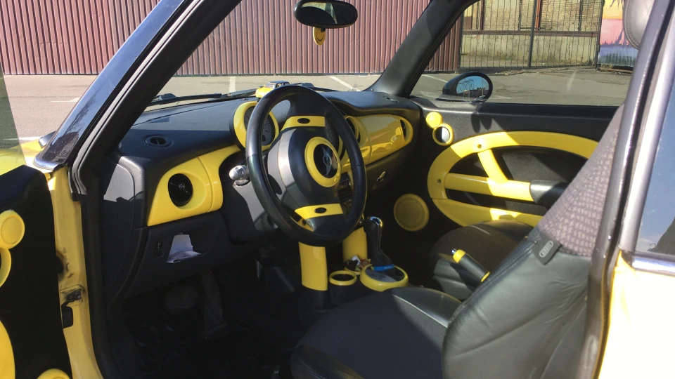 MINI Cooper Жовтий Карт) 2