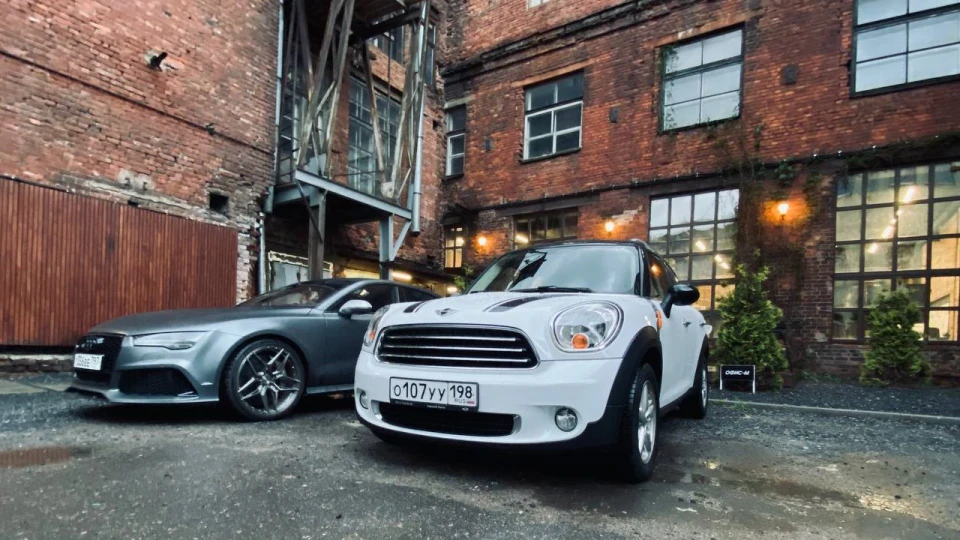 MINI Countryman 4