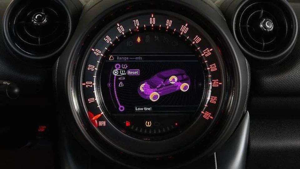 MINI Countryman COSMIC BLUE METALLIC 3