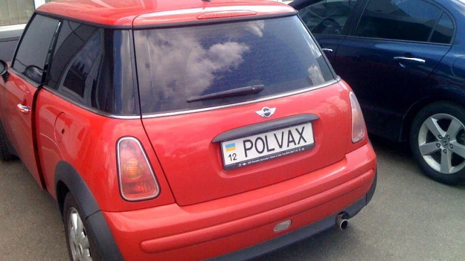 MINI One червоний chilli 4