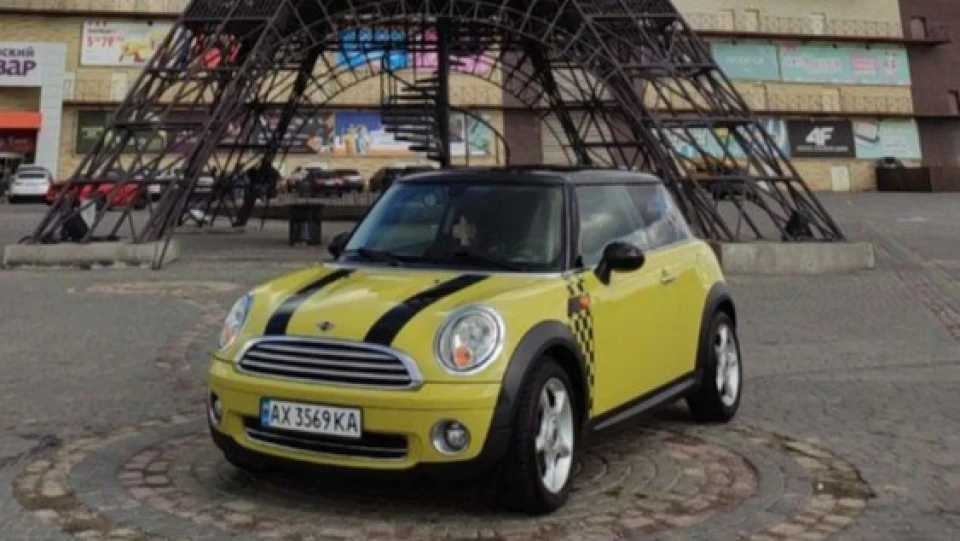 MINI One Оливковий 1.6