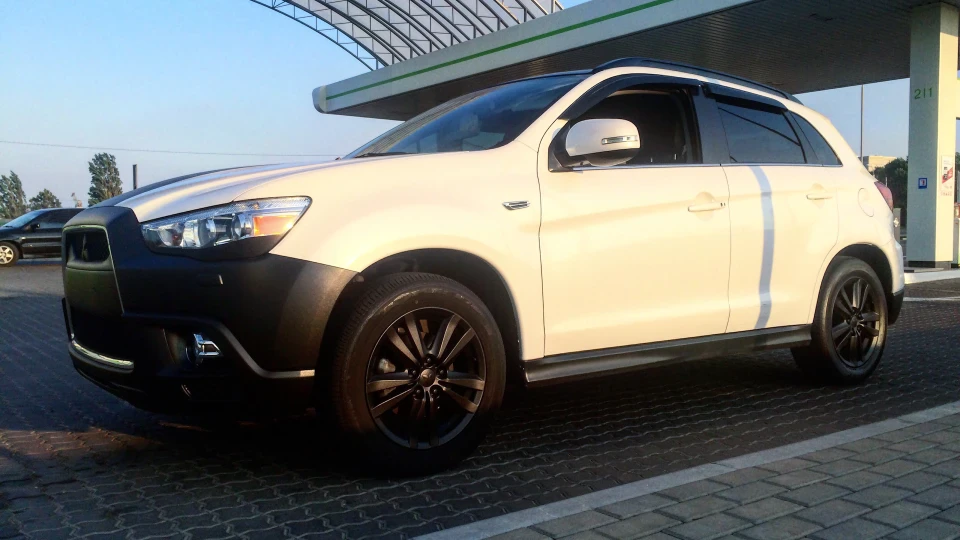 Mitsubishi ASX 👻 2