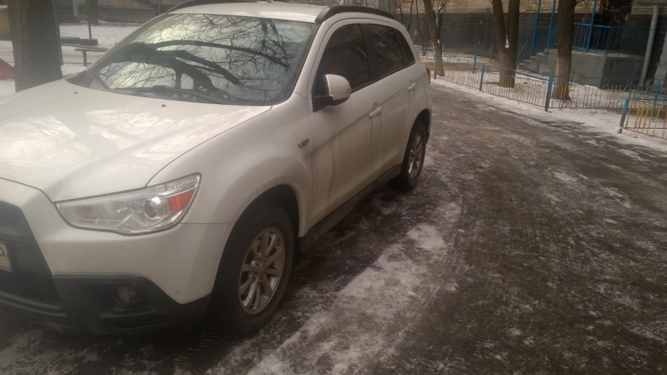 Mitsubishi ASX 1.8 2