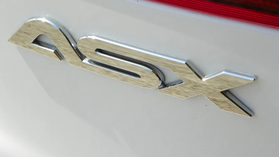 Mitsubishi ASX білий перламутр 2